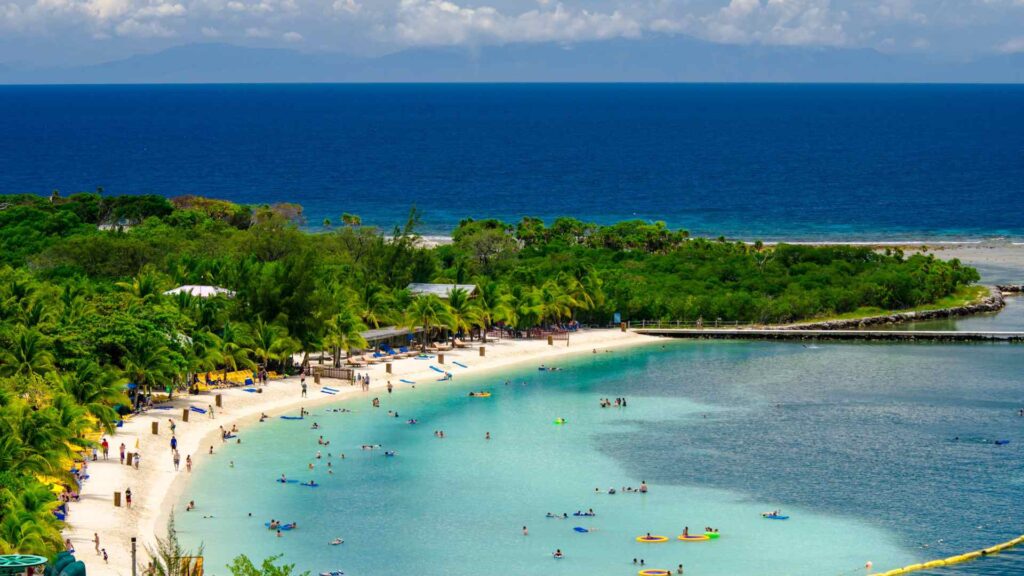 Roatan cruise port