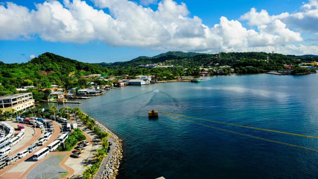 Roatan cruise port