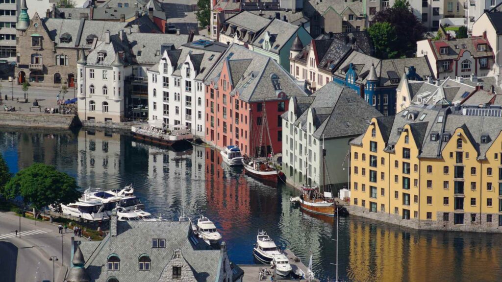 Alesund cruise port