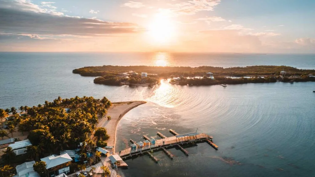 Placencia cruise port