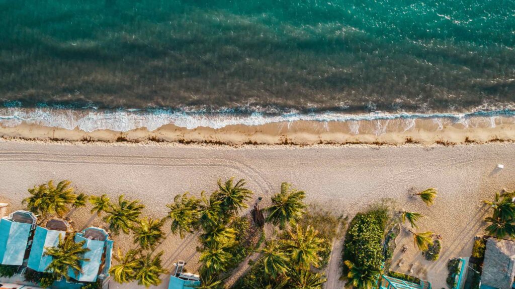 Placencia cruise port