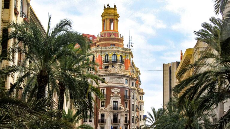 Valencia Cruise Port: A Cruiser’s Guide to the City