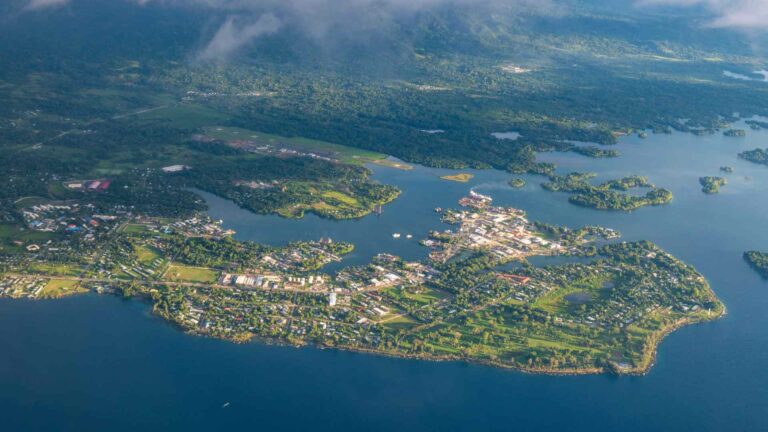 Alotau Cruise Port: Milne Bay WWII, Reefs & PNG Guide