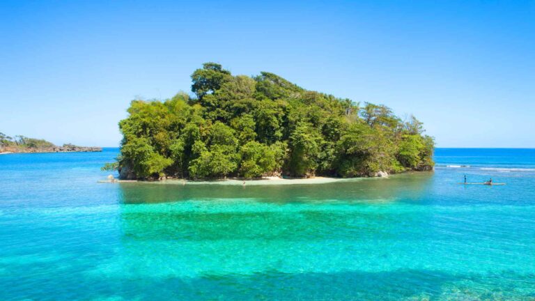 Port Antonio Cruise Port: Blue Lagoon & Rio Grande Rafting