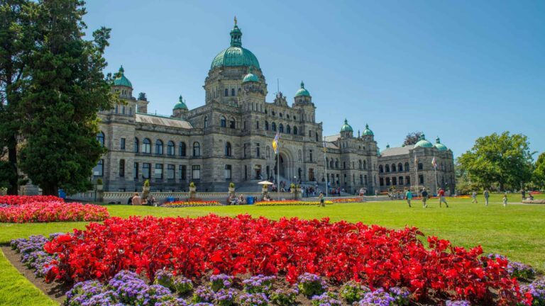 Victoria Cruise Port: Inner Harbour & Butchart Gardens Guide
