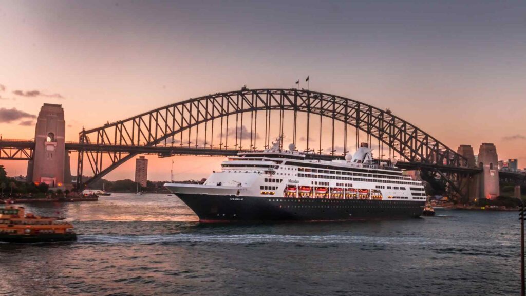 hotels near Sydney cruise port