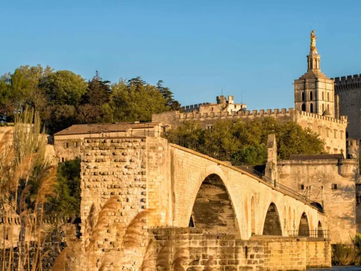 Avignon cruise port