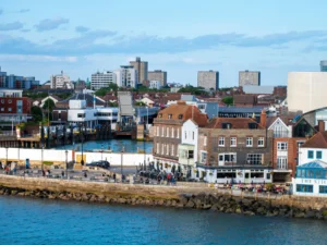 Featured image for 18 Best Hotels Near Portsmouth Cruise Port (2026)
