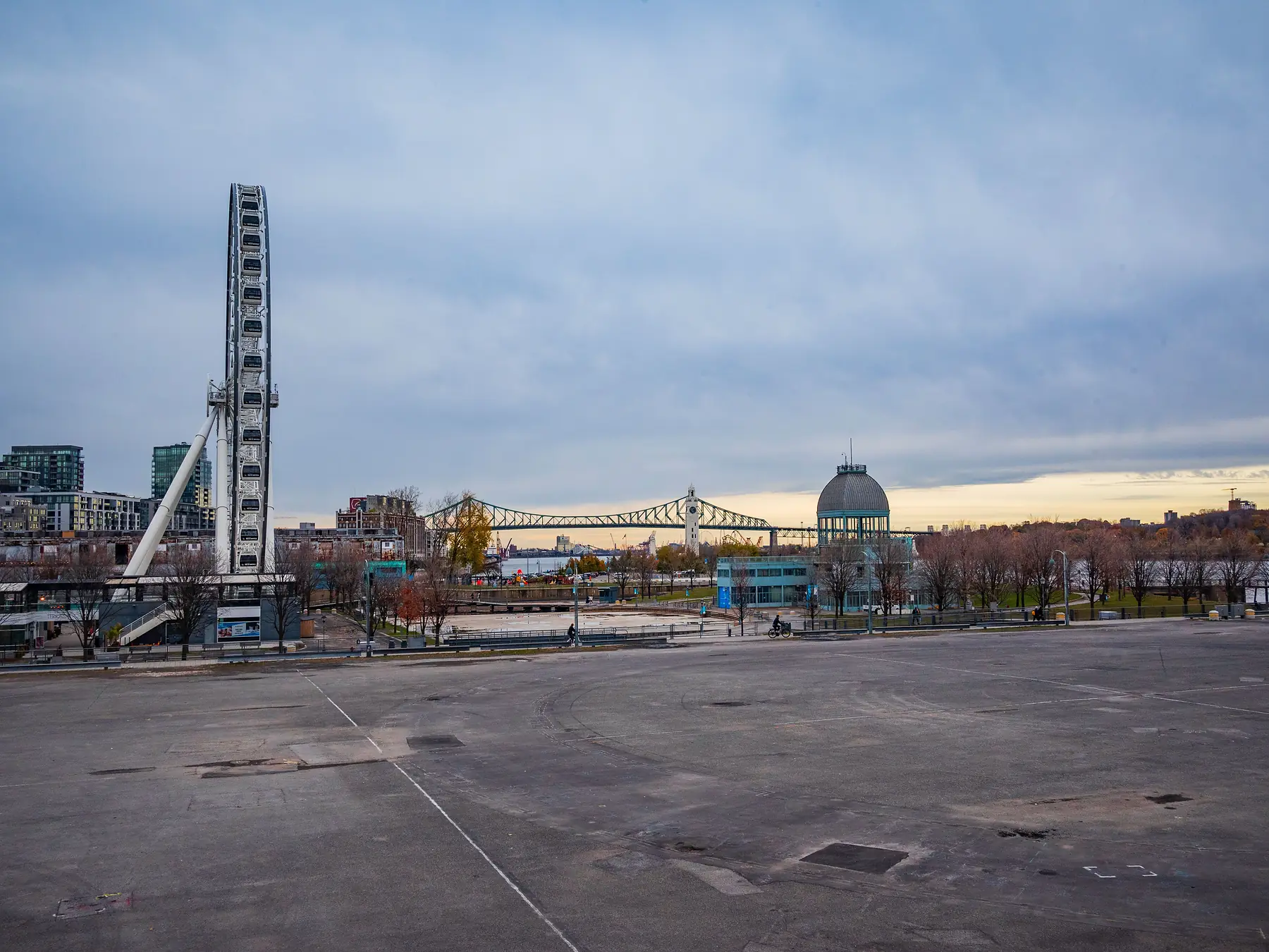 Montréal Old Port skyline with the waterfront Ferris wheel