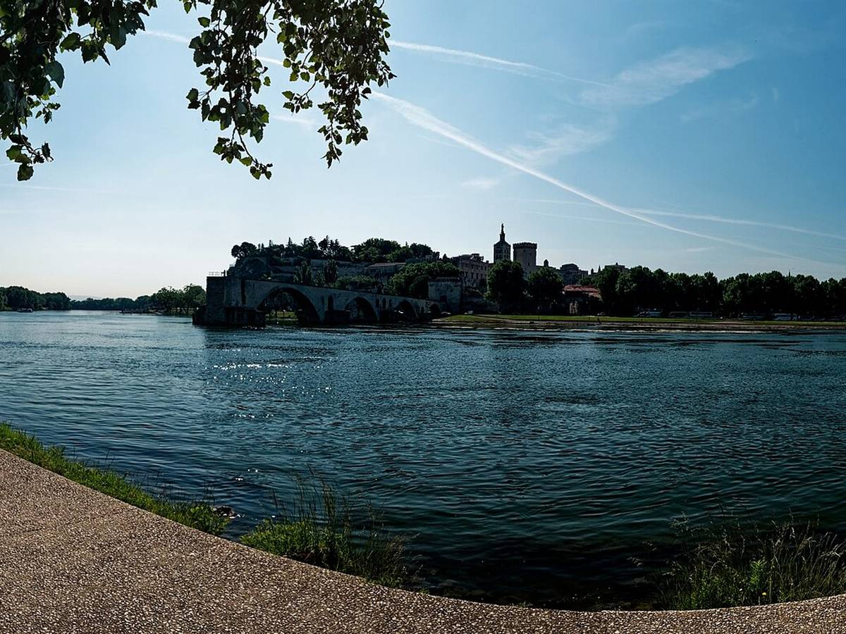 Avignon skyline and Palais des Papes above the Rhône River