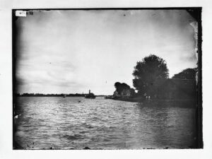 Featured image for Kinderdijk River Cruise Port: The Windmills Start at the Gangway