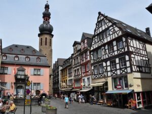 Featured image for Cochem River Cruise Port: The Castle Is Close, the Hill Is Not