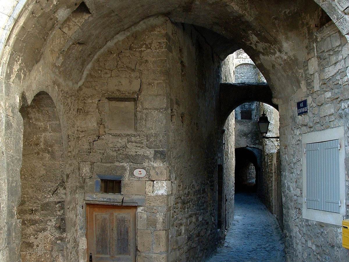 Viviers - Porte de la Gâche -1, Viviers