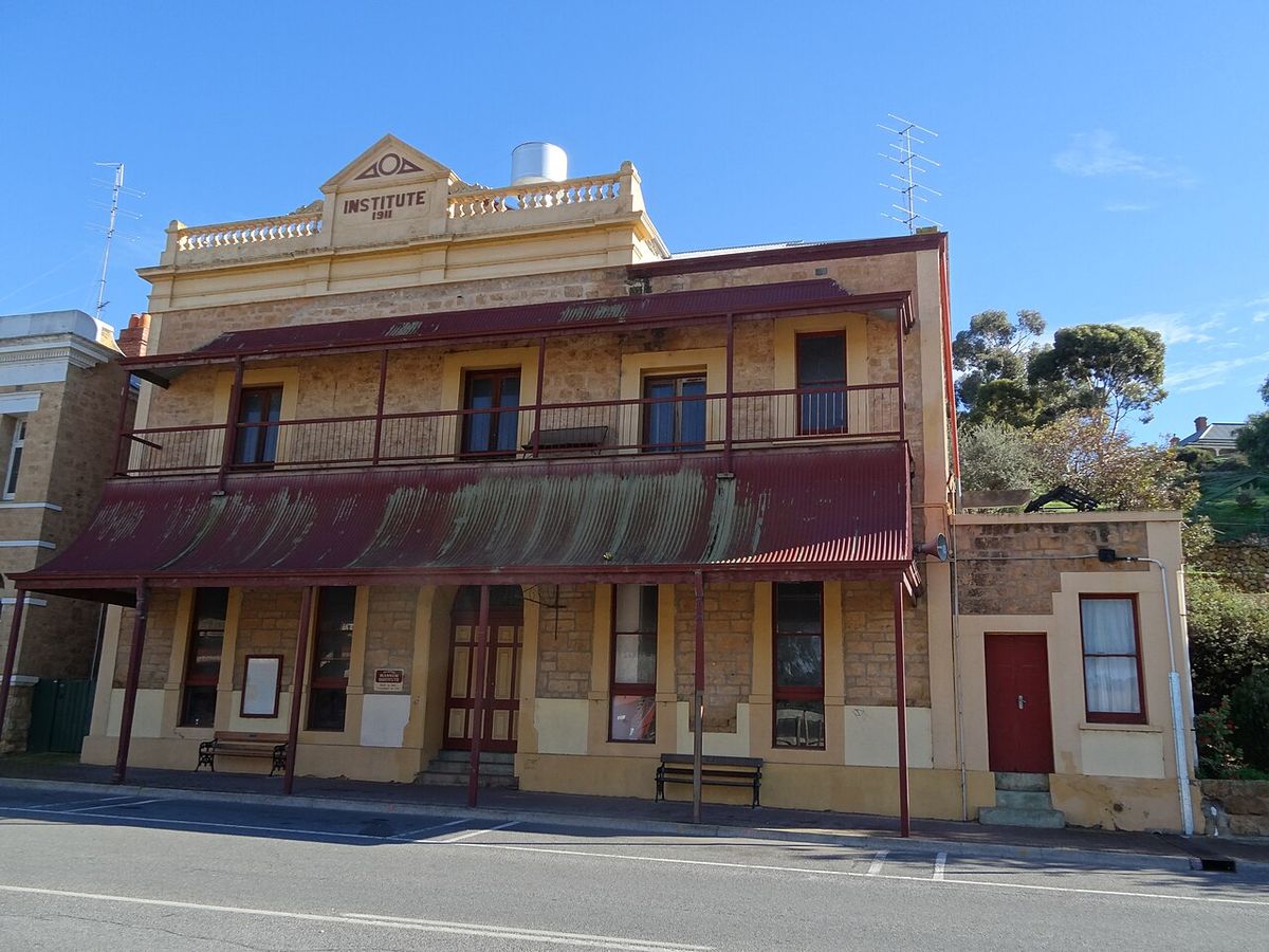 Historic Mannum Institute building in the former River Murray steamer port