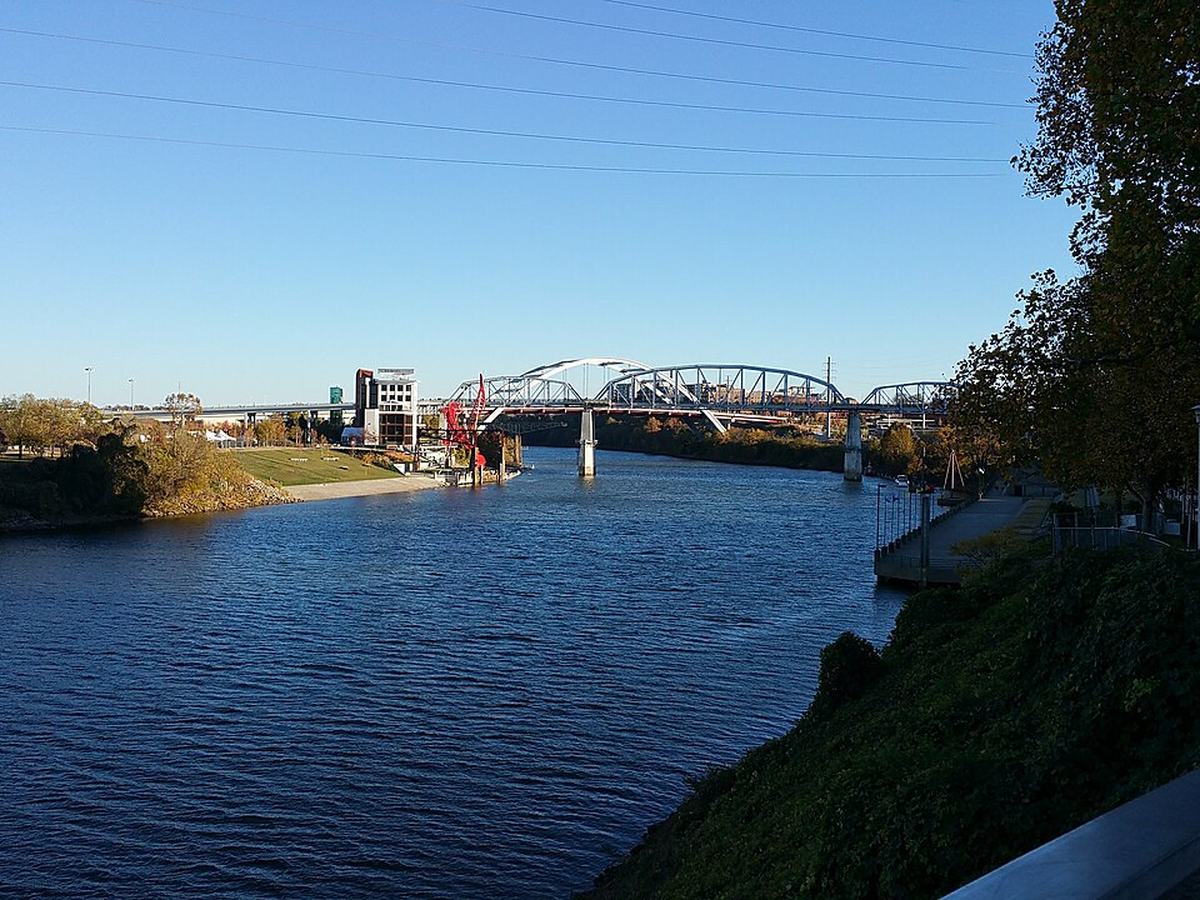Cumberland River flowing through Nashville, Tennessee