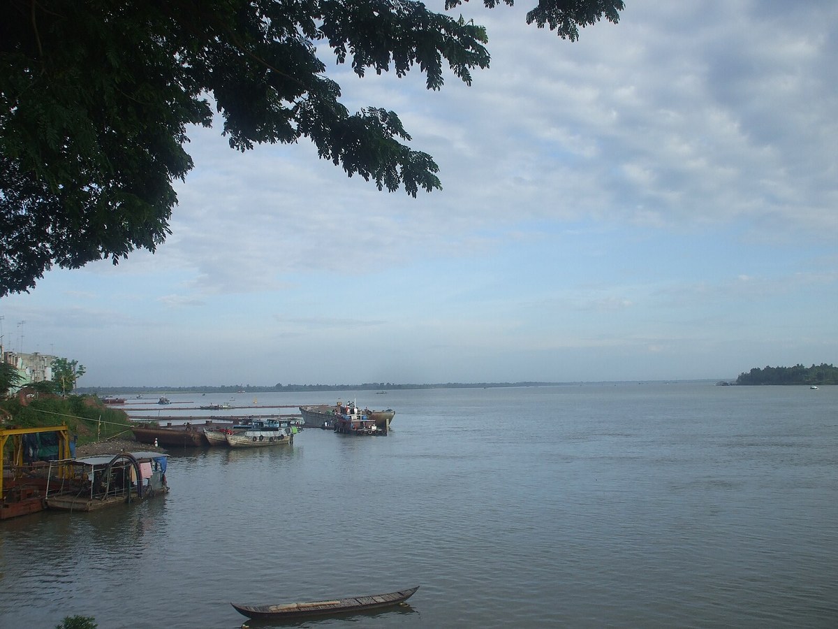Tiền River flowing past Tân Châu, Vietnam
