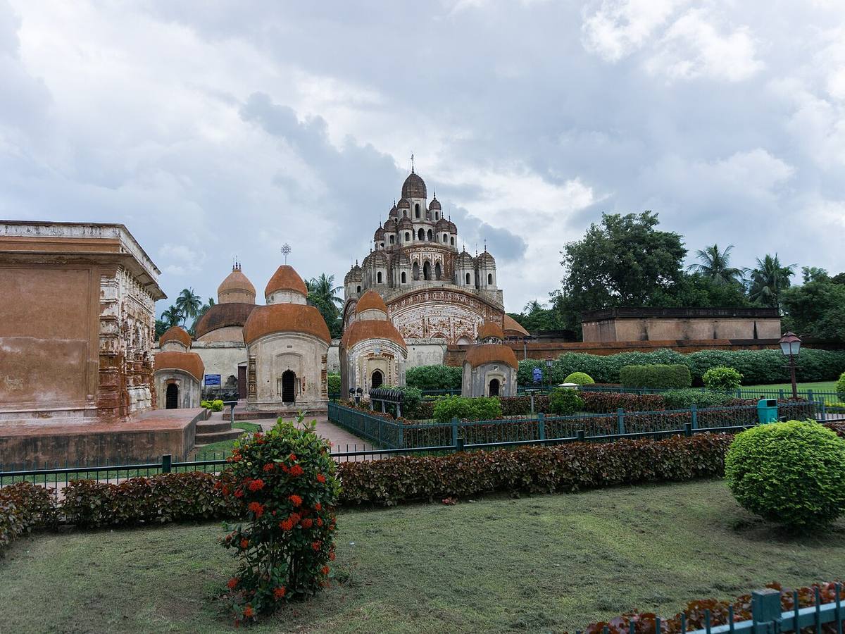 Krishna Chandraji Temple - Kalna (long shot) - 2 in Kalna