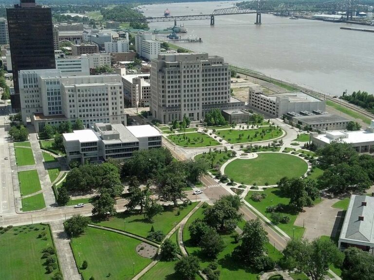 Downtown Baton Rouge and the Mississippi River waterfront