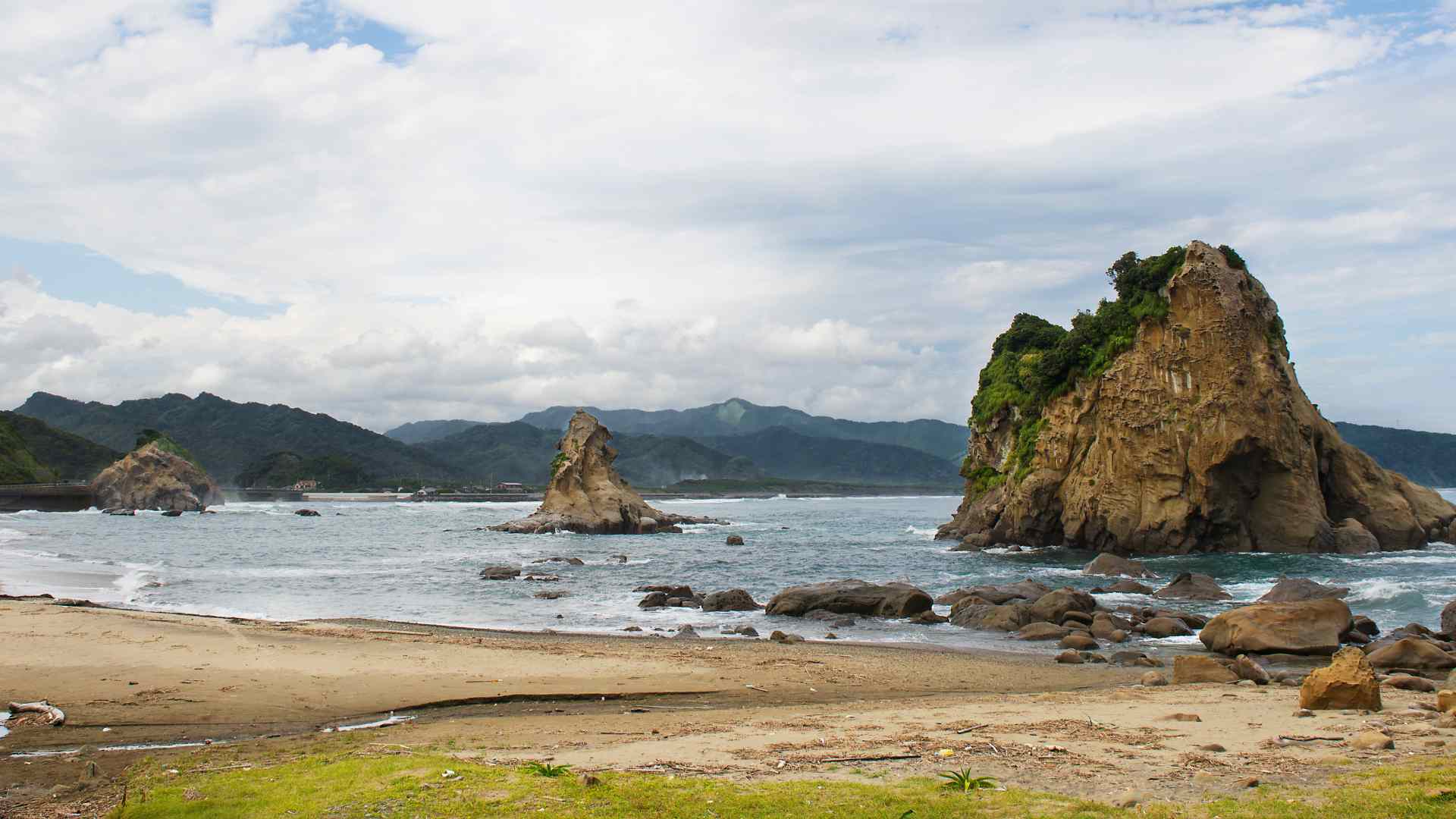 Rugged Nichinan coastline near Aburatsu cruise port