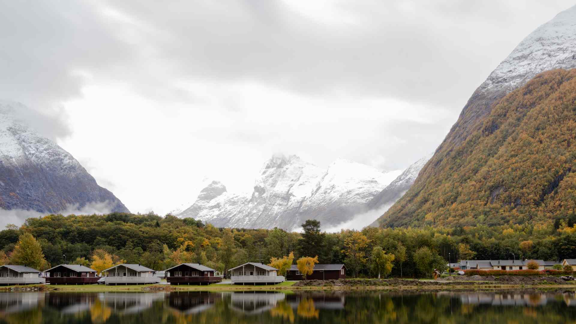 Snow-covered peaks above the valley near Andalsnes