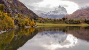 Featured image for Åndalsnes Cruise Port: A Cruiser’s Guide to Trollstigen and the Fjord