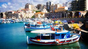 Featured image for Heraklion Cruise Port: Knossos, Museums & Old Harbor