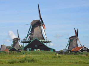Featured image for Zaandam River Cruise Port: Windmills a Few Minutes from the Gangway