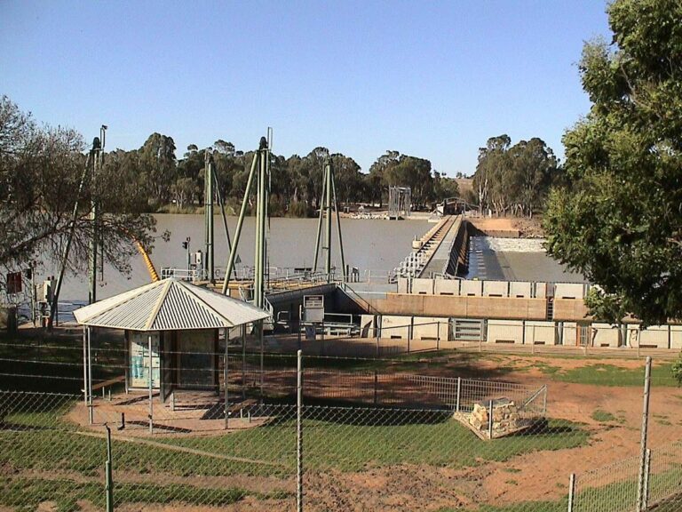 Lock 1 and weir on the Murray River at Blanchetown, South Australia