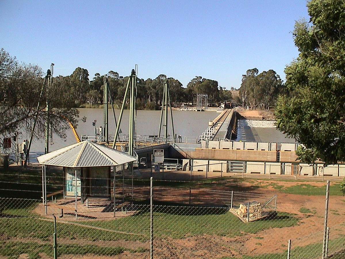 Lock 1 and weir on the Murray River at Blanchetown, South Australia