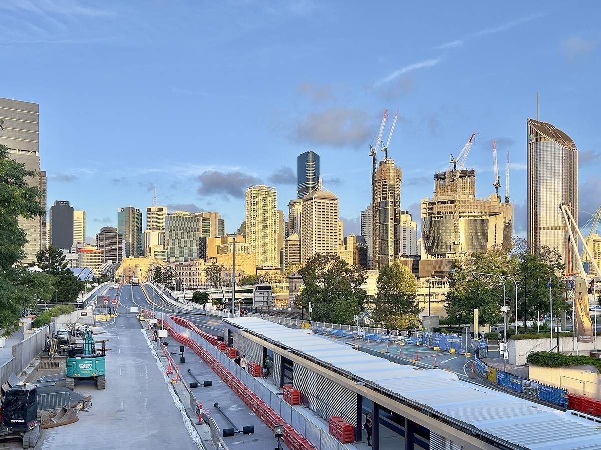 Skylines of Brisbane from South Brisbane, Queensland, January 2023 04