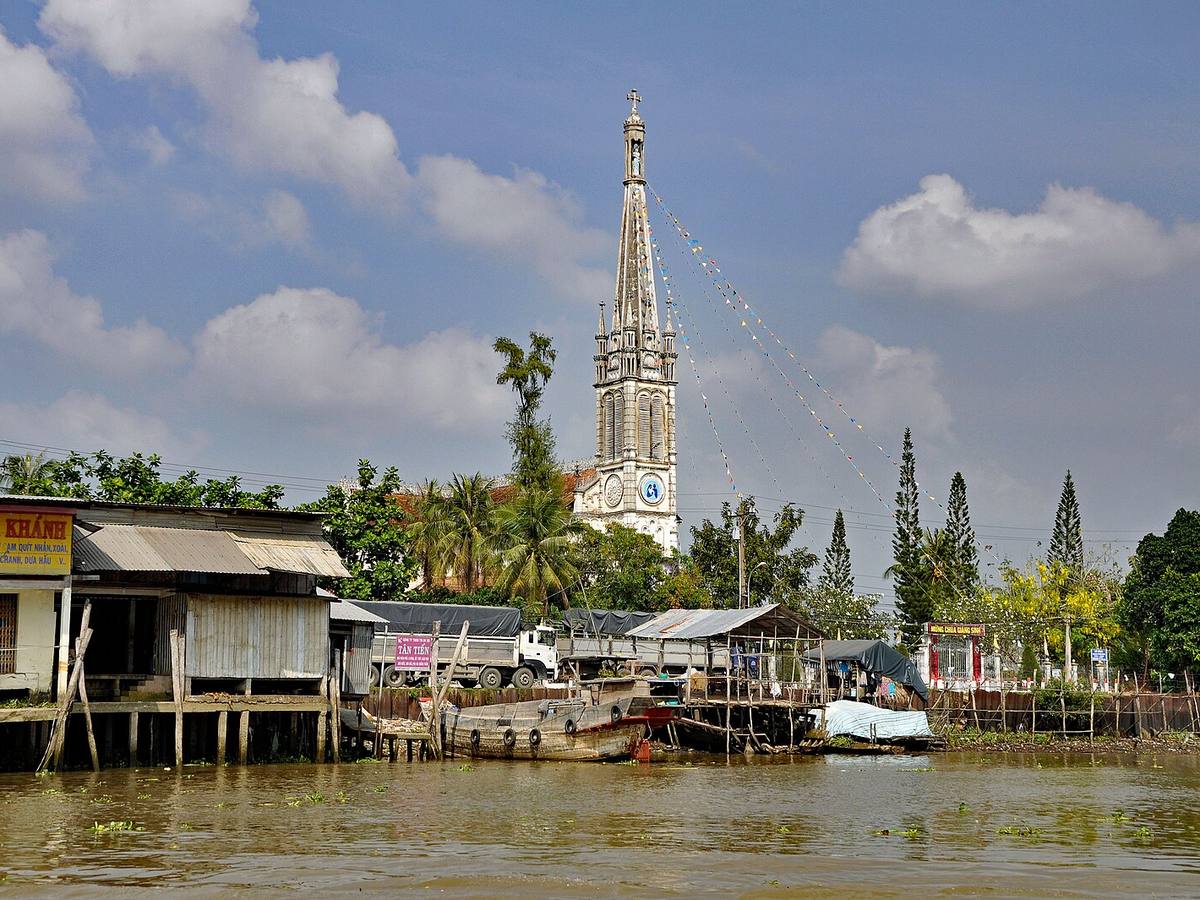 Riverfront and cruise port area at Cái Bè, Vietnam