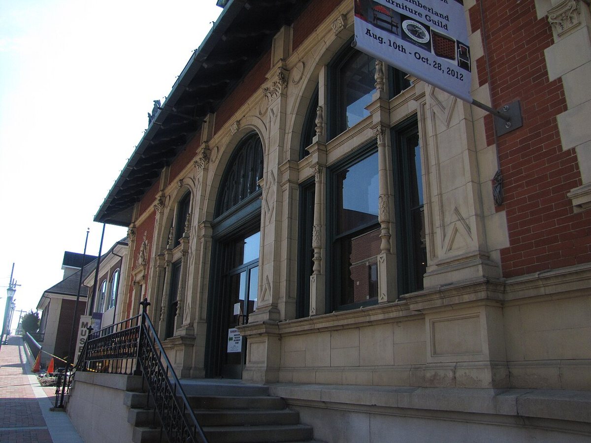 Customs House Museum and Cultural Center in downtown Clarksville