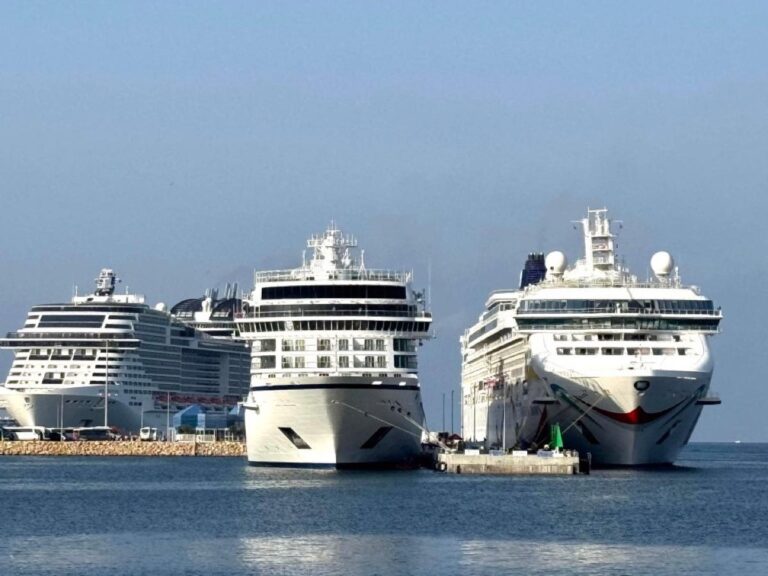 Three cruise ships docked at Tarragona's Moll de Balears