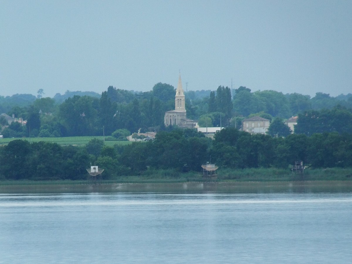 Cussac-Fort-Médoc vue de Blaye - 2016a in Cussac-Fort-Médoc, France