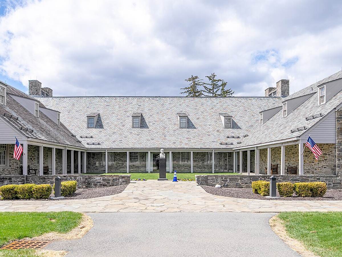 Courtyard of the FDR Presidential Library and Museum in Hyde Park
