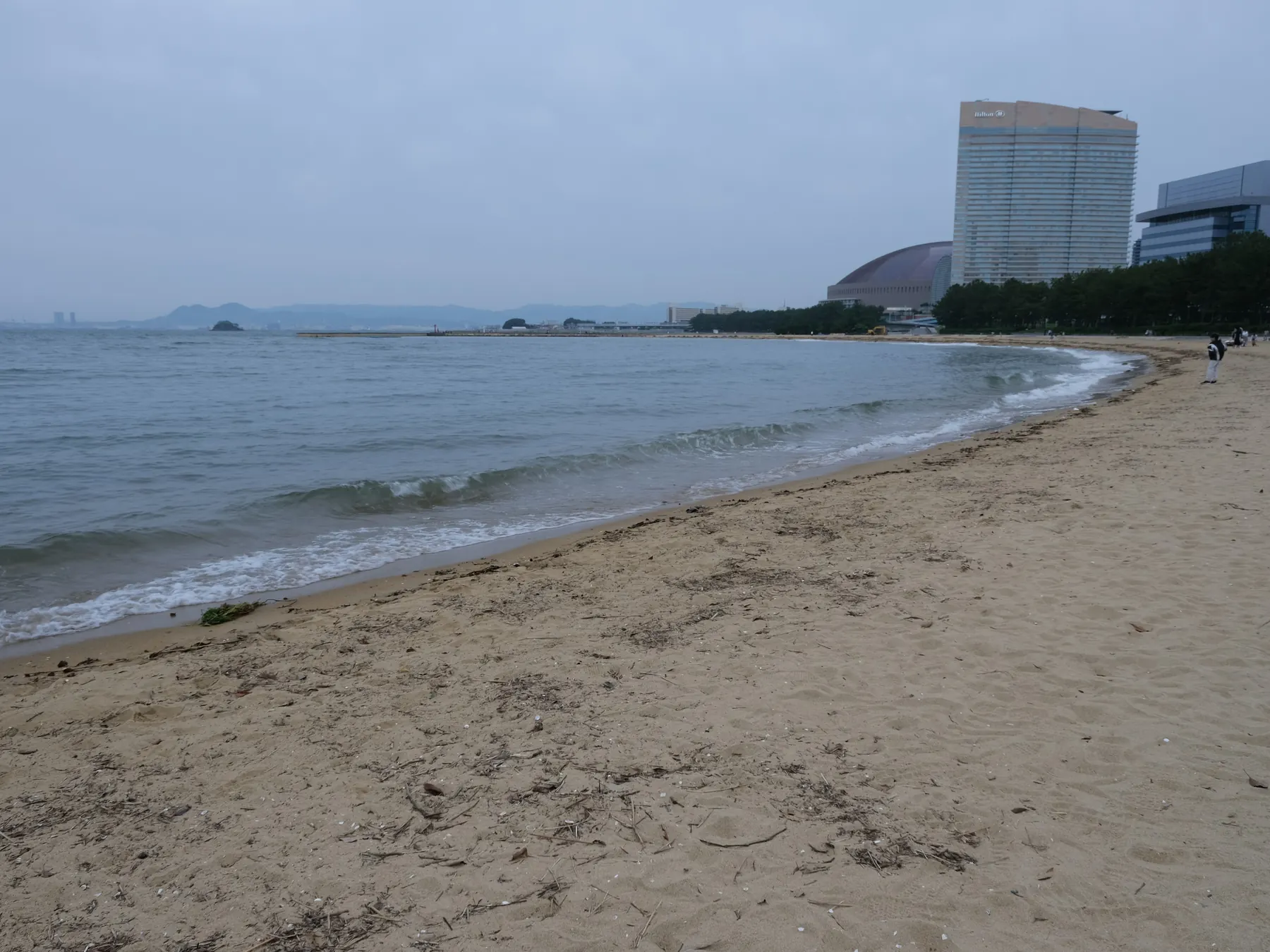 Momochihama beach beside the waterfront hotels of Fukuoka.