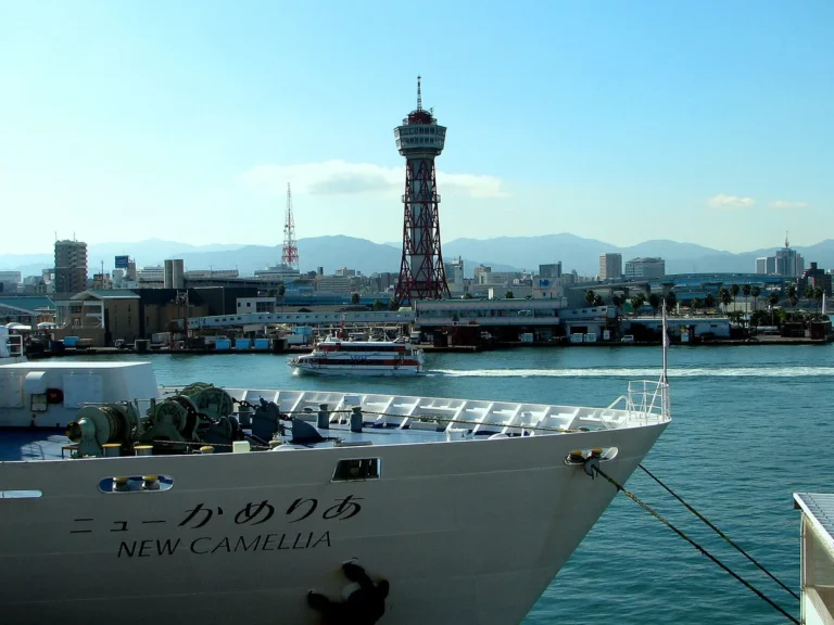 Fukuoka Hakata Cruise Port: Wharves, Transit & Dazaifu