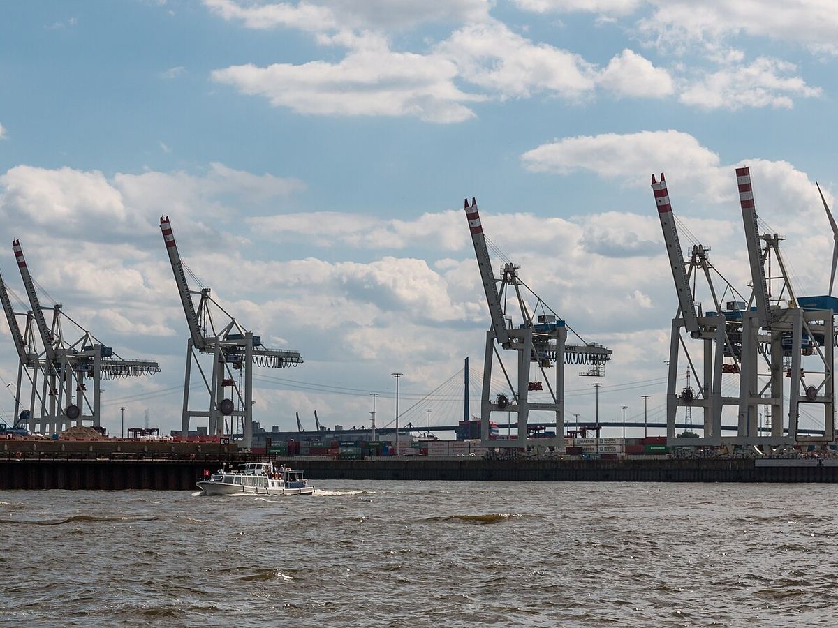 Hamburg, Hafen -- 2016 -- 3090