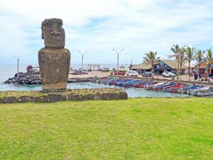 Featured image for Easter Island Cruise Port: Tenders, Moai and Swell
