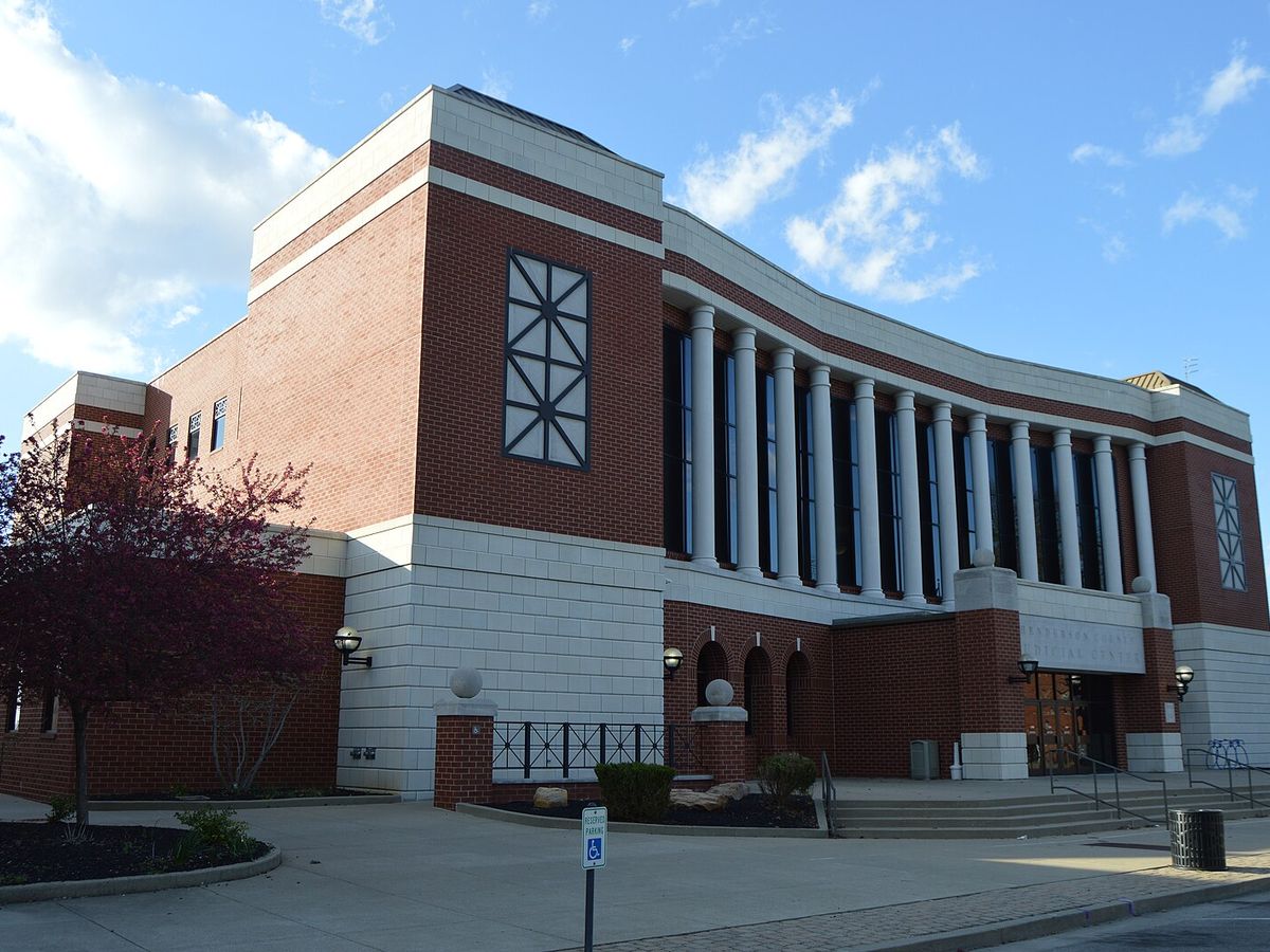 Henderson County Judicial Center in Henderson, Kentucky and Evansville, Indiana, United States