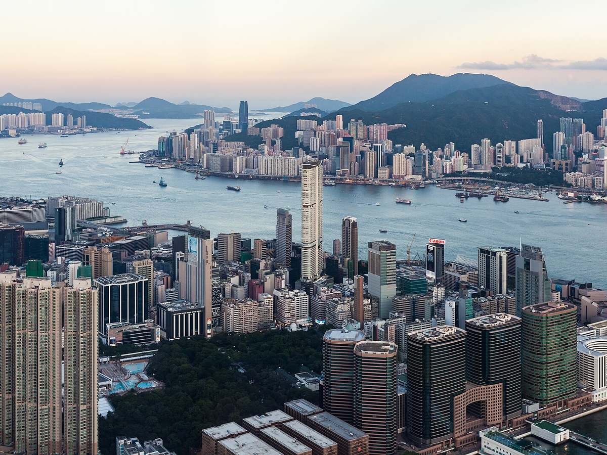 Vista del Puerto de Victoria desde Sky100, Hong Kong, 2013-08-09, DD 03