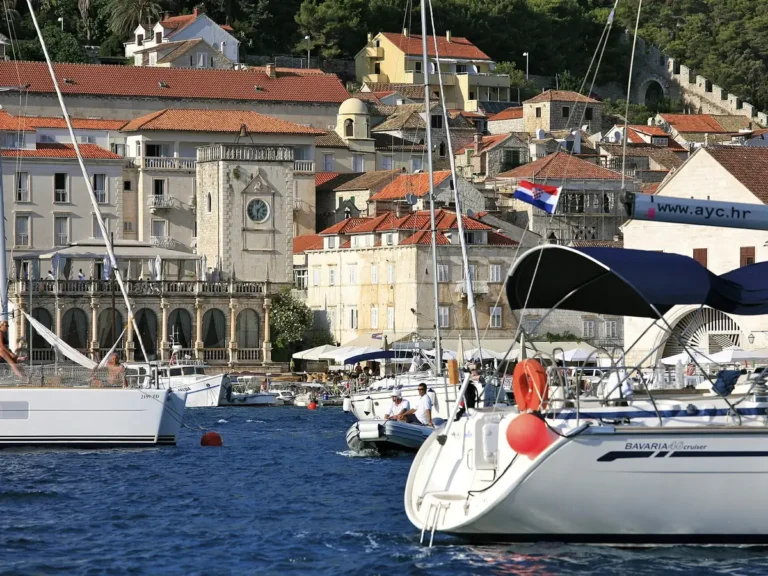 Hvar Cruise Port: Tender, Fortress and Island Day