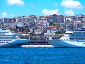 Featured image for 18 Best Hotels Near Istanbul Cruise Port (2026)