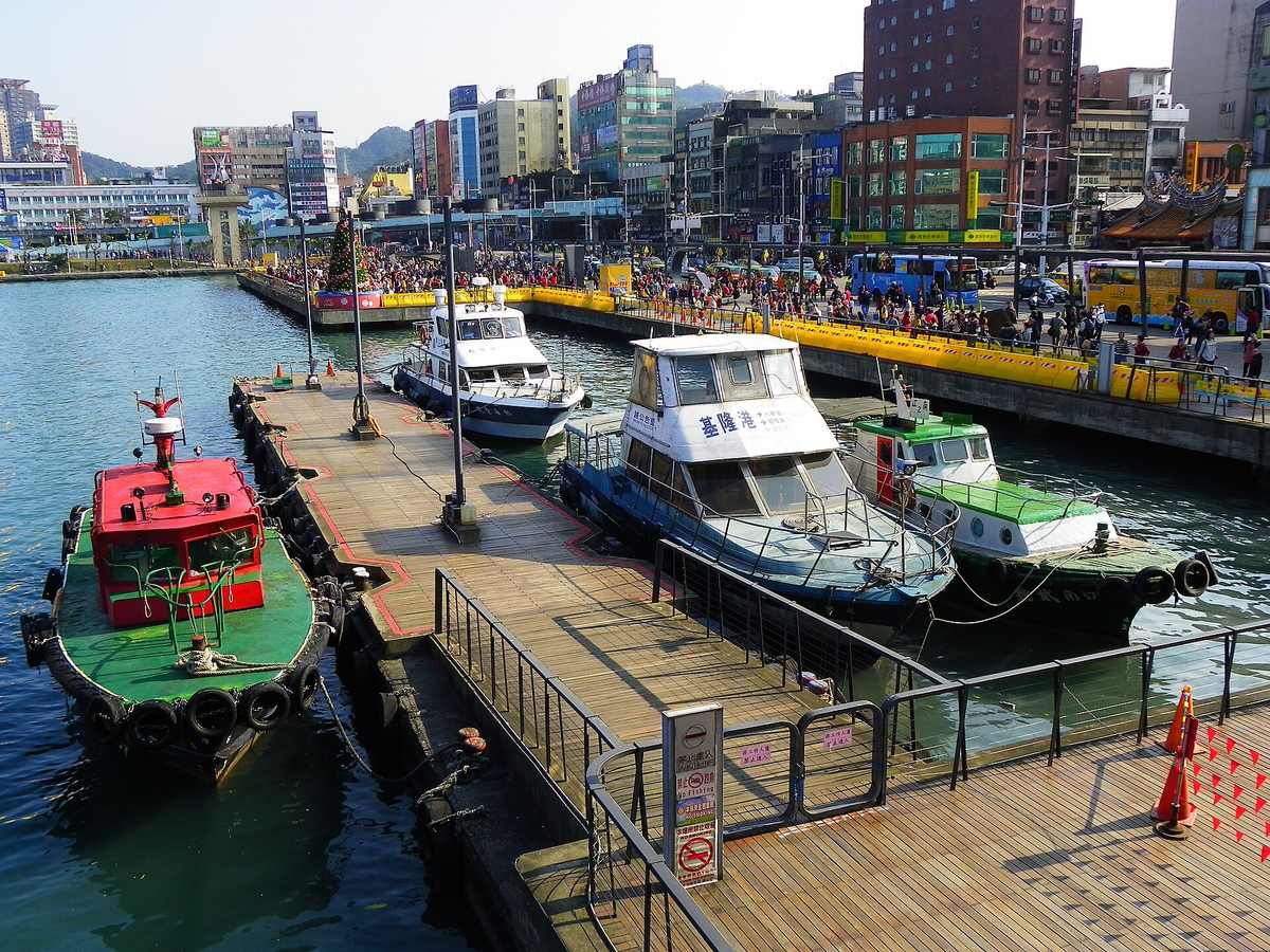 Keelung, Taipei: Boat Pier and Maritime Plaza 20140107
