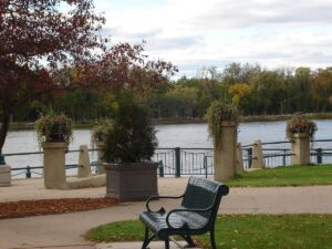 Featured image for La Crosse River Cruise Port: Riverside Landing and Bluff Guide