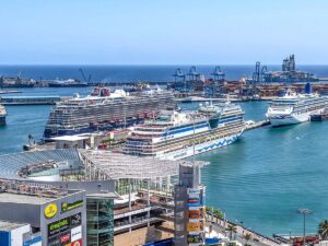 Featured image for 18 Best Hotels Near Las Palmas Cruise Port (2026 Guide)