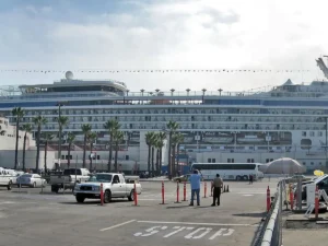 Featured image for Los Angeles Cruise Port: San Pedro Berths, Parking and Traffic