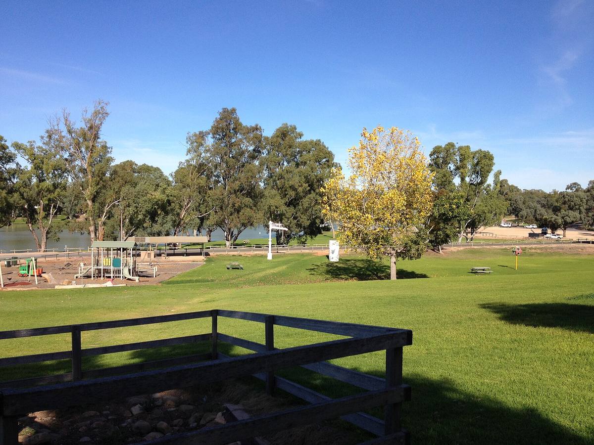 Morgan Riverfront Reserve beside the Murray River in South Australia