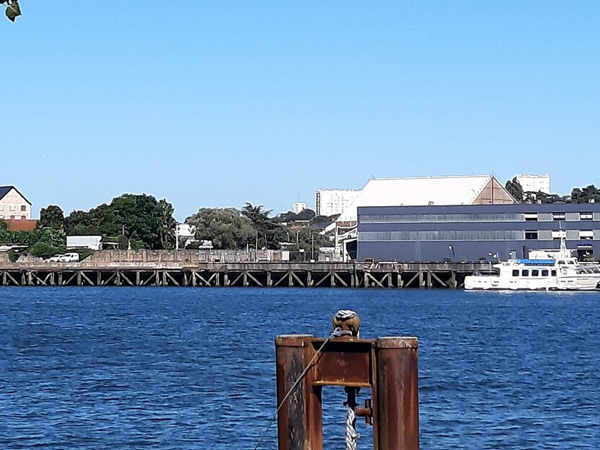 Quai du Cordon-Bleu in the Port of Nantes viewed across the Loire