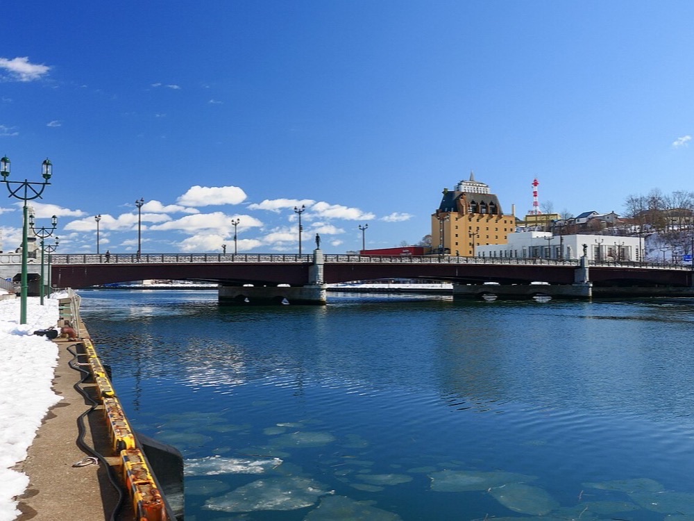 Nusamai Bridge spanning the river in Kushiro on a clear winter day